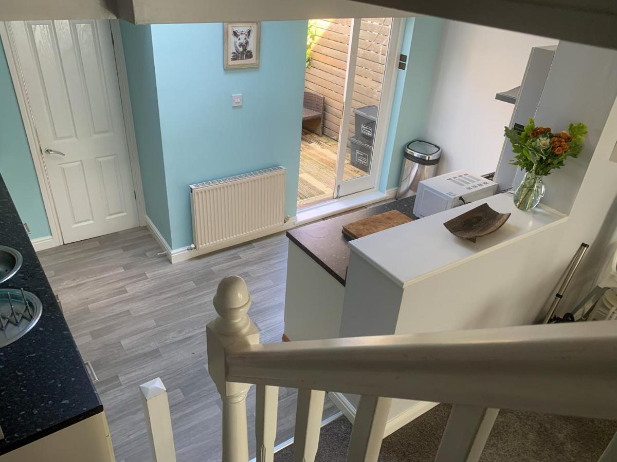Stay In The Heart Of York At The Hampden - Free Parking - York Holiday Home Экстерьер фото