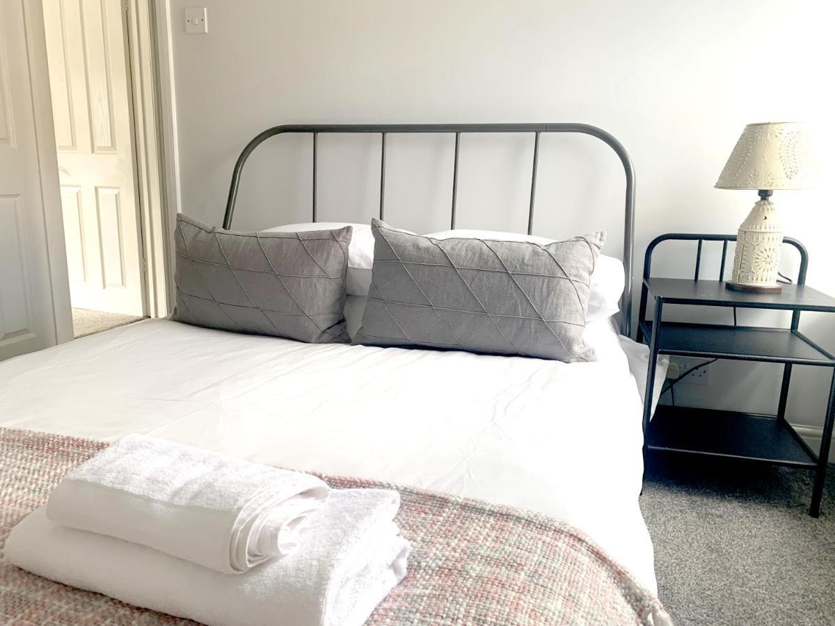 Stay In The Heart Of York At The Hampden - Free Parking - York Holiday Home Экстерьер фото