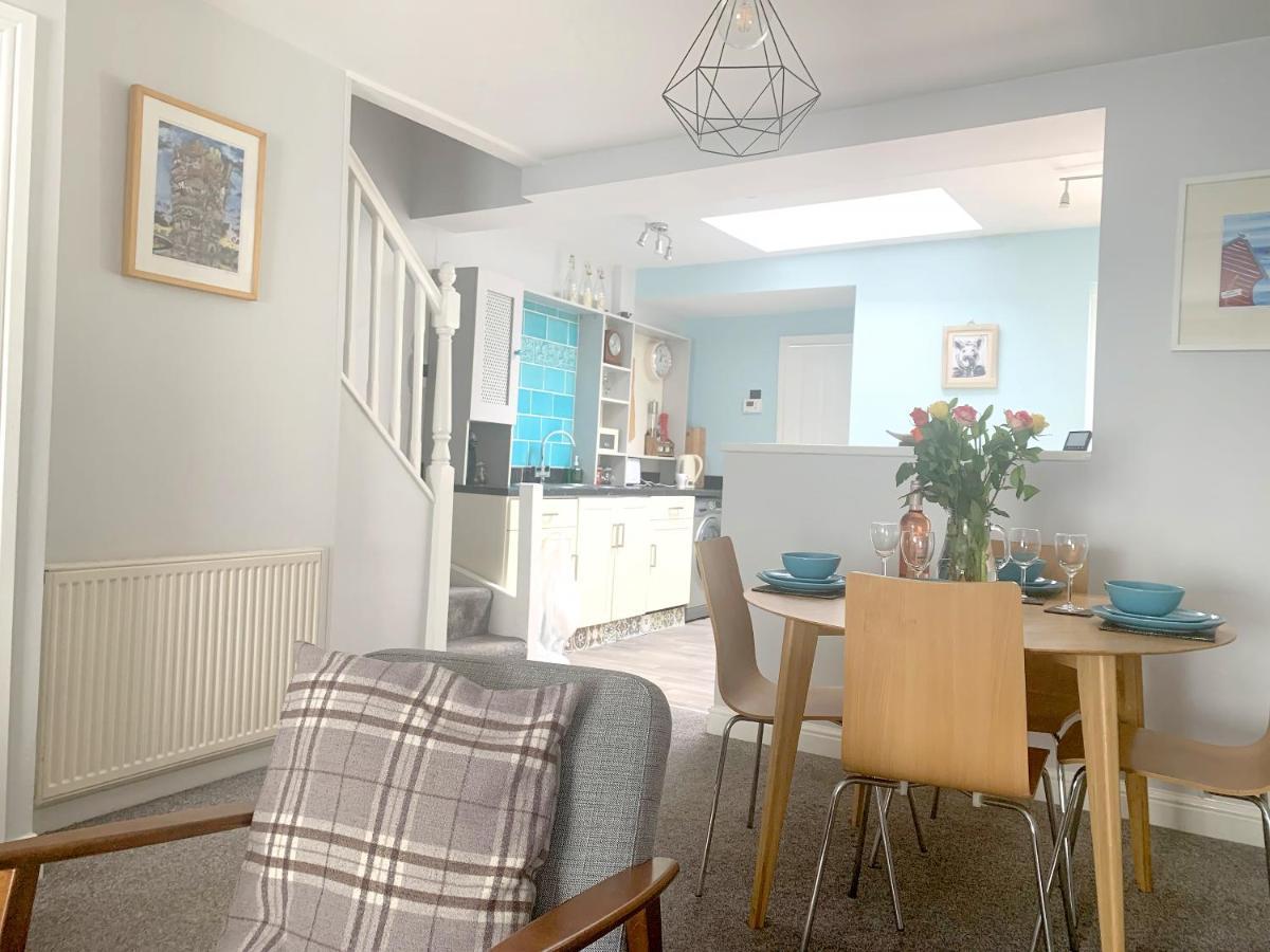 Stay In The Heart Of York At The Hampden - Free Parking - York Holiday Home Экстерьер фото