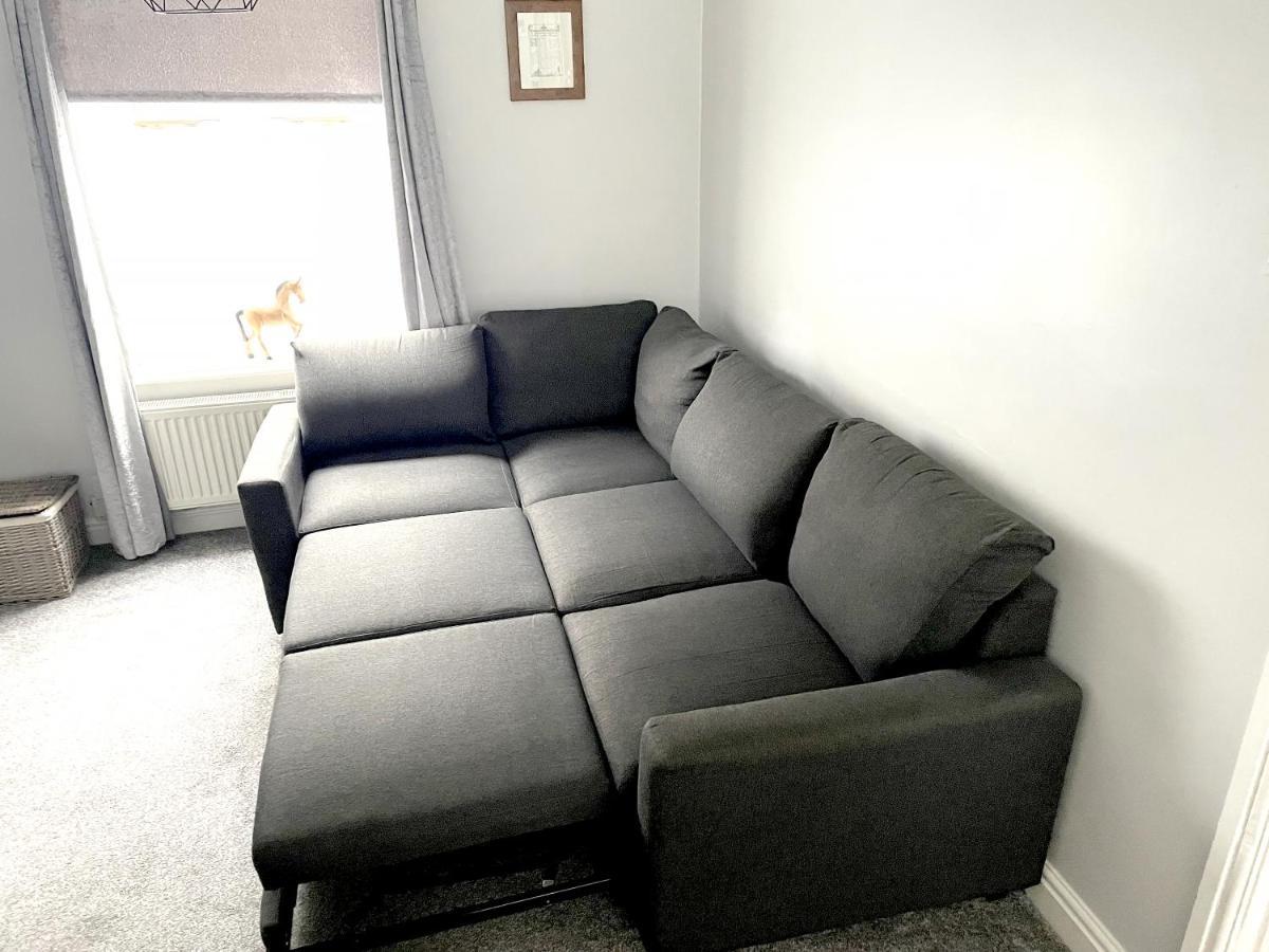 Stay In The Heart Of York At The Hampden - Free Parking - York Holiday Home Экстерьер фото