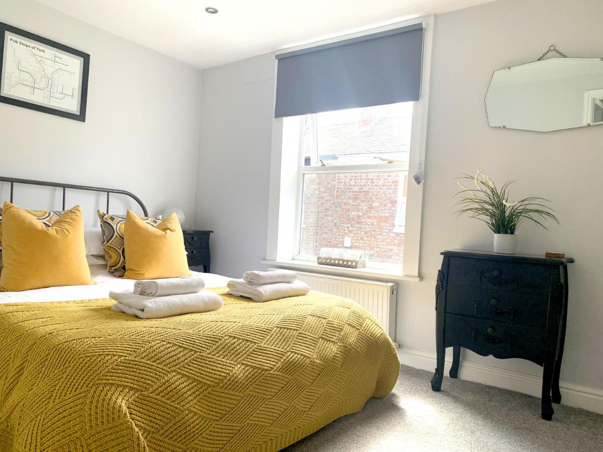 Stay In The Heart Of York At The Hampden - Free Parking - York Holiday Home Экстерьер фото